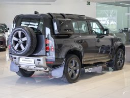 
										Land Rover Defender 110 3.0D D250 X-Dynamic Se (183kW) full									