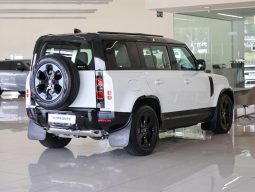 
										Land Rover Defender 110 3.0D D350 X-Dynamic Hse (257kW) full									