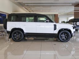 
										Land Rover Defender 110 3.0D D350 X-Dynamic Hse (257kW) full									