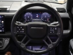 
										Land Rover Defender 110 D300 X Awd (221kW) full									
