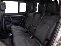 
										Land Rover Defender 110 D300 X Awd (221kW) full									