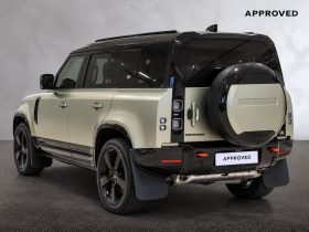 Land Rover Defender 110 D300 X Awd (221kW)