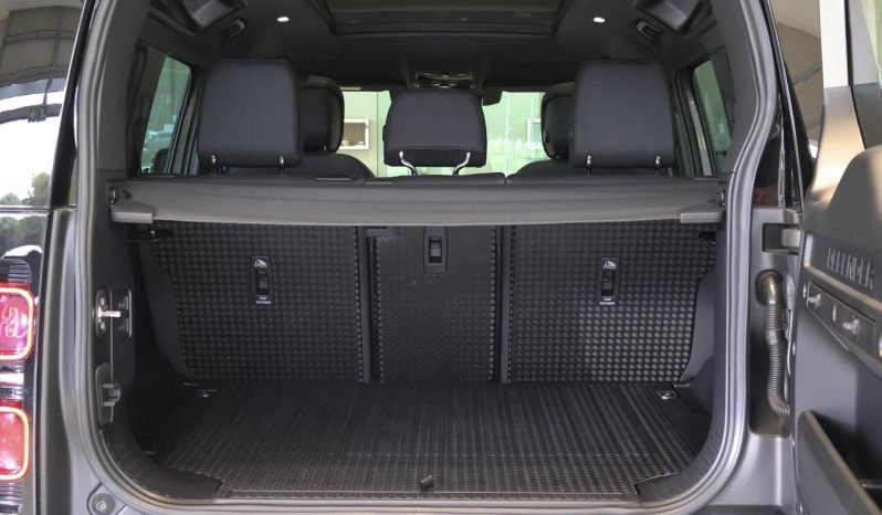 
								Land Rover Defender 110 D300 X-Dynamic Hse Awd (221kW) full									
