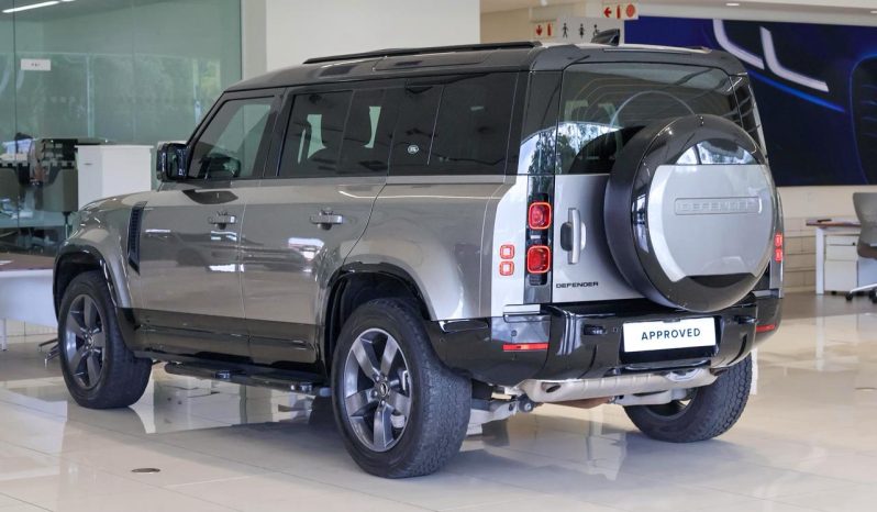
								Land Rover Defender 110 D300 X-Dynamic Hse Awd (221kW) full									