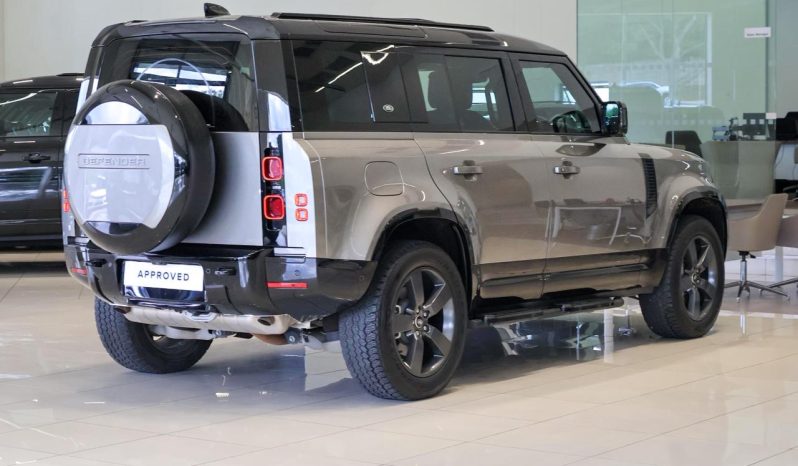 
								Land Rover Defender 110 D300 X-Dynamic Hse Awd (221kW) full									