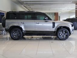 
										Land Rover Defender 110 D300 X-Dynamic Hse Awd (221kW) full									