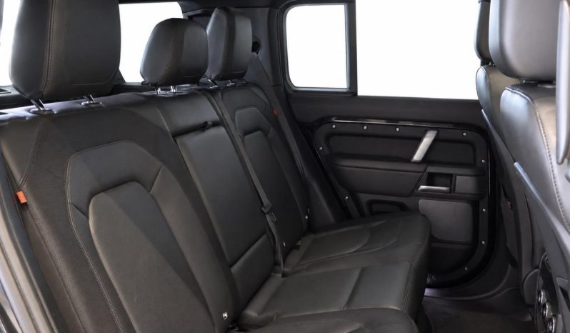 
								Land Rover Defender 110 D300 X-Dynamic Hse Awd (221kW) full									