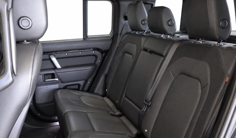 
								Land Rover Defender 110 D300 X-Dynamic Hse Awd (221kW) full									