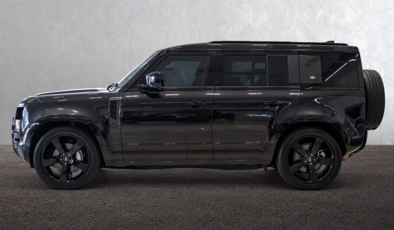 
								Land Rover Defender 110 D300 X-Dynamic Hse Awd (221kW) full									