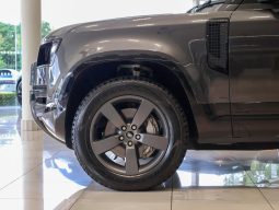 
										Land Rover Defender 130 3.0D D350 X-Dynamic Hse (257kW) full									