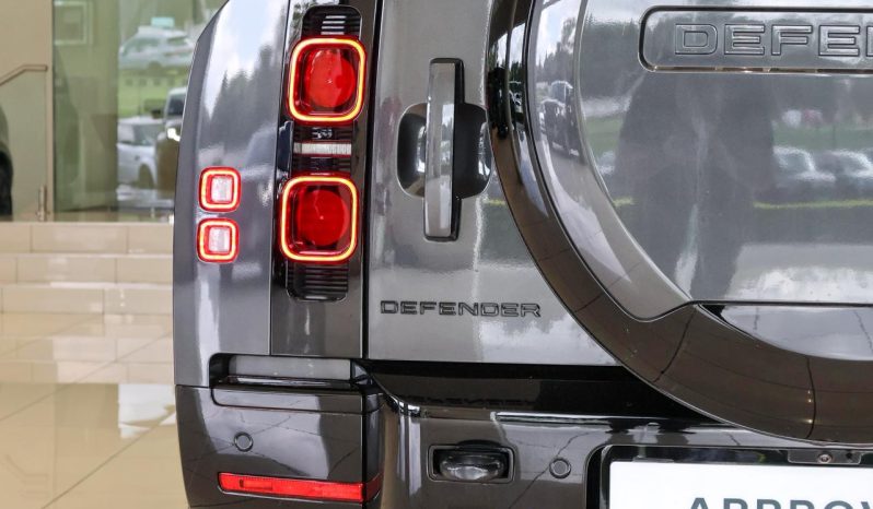 
								Land Rover Defender 130 3.0D D350 X-Dynamic Hse (257kW) full									
