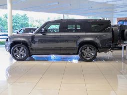 
										Land Rover Defender 130 3.0D D350 X-Dynamic Hse (257kW) full									