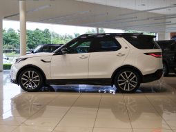 
										Land Rover Discovery 3.0 D R-Dynamic Se (221kW) full									