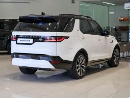 
										Land Rover Discovery 3.0 D R-Dynamic Se (221kW) full									