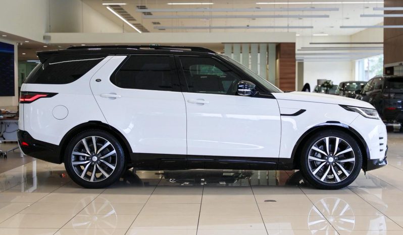 
								Land Rover Discovery 3.0 D R-Dynamic Se (221kW) full									