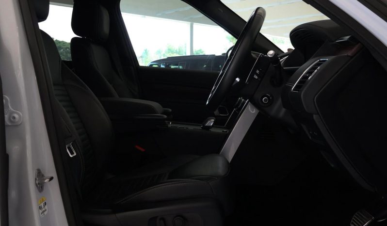 
								Land Rover Discovery 3.0 D R-Dynamic Se (221kW) full									