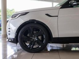 
										Land Rover Discovery 3.0 D300 Dynamic Hse Awd (221kW) full									