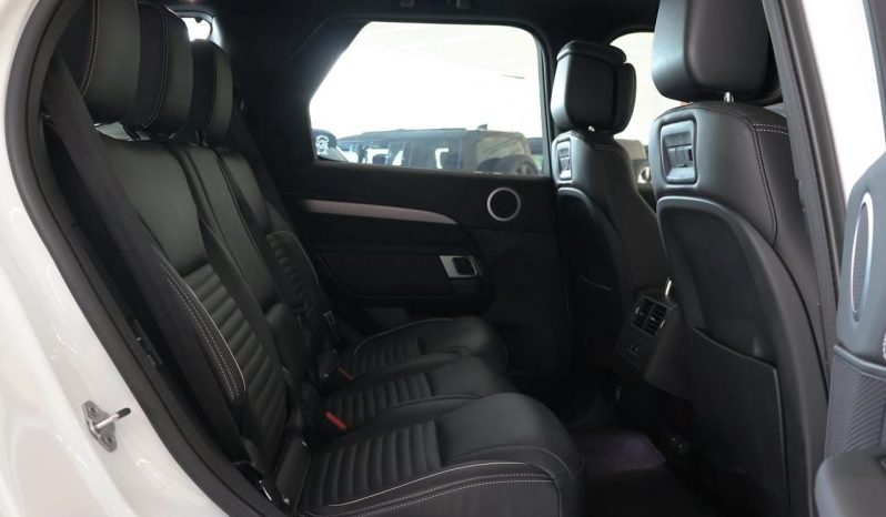 
								Land Rover Discovery 3.0 D300 Dynamic Hse Awd (221kW) full									