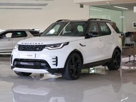 Land Rover Discovery 3.0 D300 Dynamic Hse Awd (221kW)