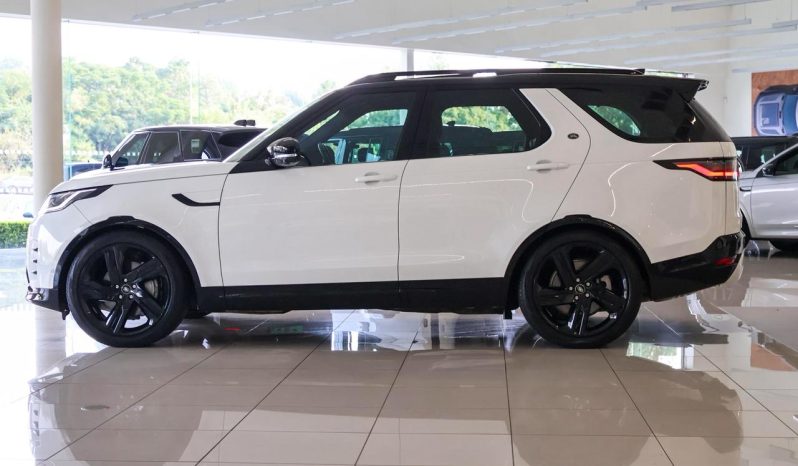
								Land Rover Discovery 3.0 D300 Dynamic Hse Awd (221kW) full									
