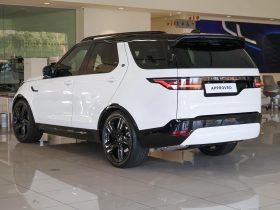 Land Rover Discovery 3.0 D300 Dynamic Hse Awd (221kW)
