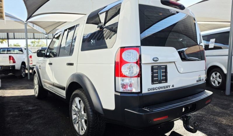
								Land Rover Discovery 4 3.0 Sd V6 S At full									