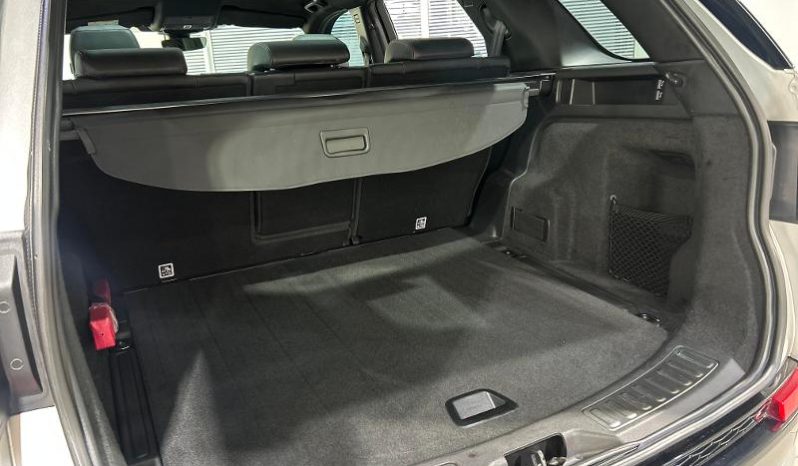 
								Land Rover Discovery sport 2.0 D D180 R-Dynamic Se (132kW) full									