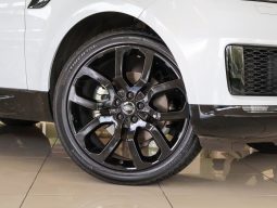 
										Land Rover Range Rover Sport 3.0 D Hse Silver Edition (190kW) full									