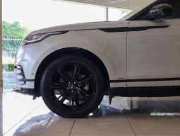 
										Land Rover Range Rover Velar 2.0 D D200 R-Dynamic Se (147kW) full									