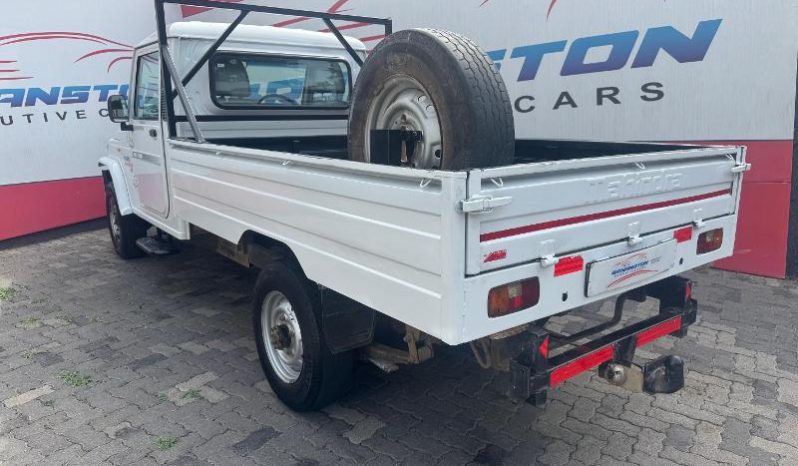 
								Mahindra Bolero Nef 2.5TD Maxitruck Plus S Cab 4X2 full									