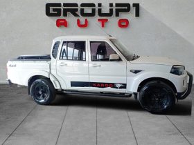 Mahindra Pik Up 2.2 Mhawk S6 Karoo D Cab 4X4 At