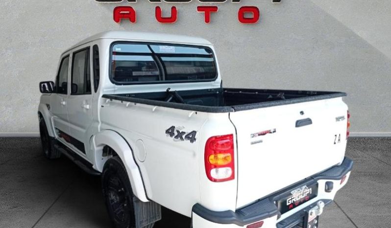 
								Mahindra Pik Up 2.2 Mhawk S6 Karoo D Cab 4X4 At full									