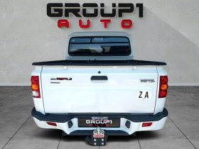 Mahindra Pik Up 2.2 Mhawk S6 Karoo D Cab 4X4 At
