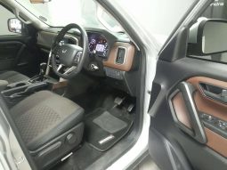 
										Mahindra SCORPIO-N SCORPIO-N 2.2D A/T (Z4) full									