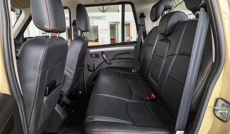 
								Mahindra SCORPIO / PIK UP PIK UP 2.2 mHAWK S11 DAWN 4X4 A/T P/U D/C full									