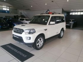 Mahindra Scorpio SCORPIO 2.2TD 103KW (S11)