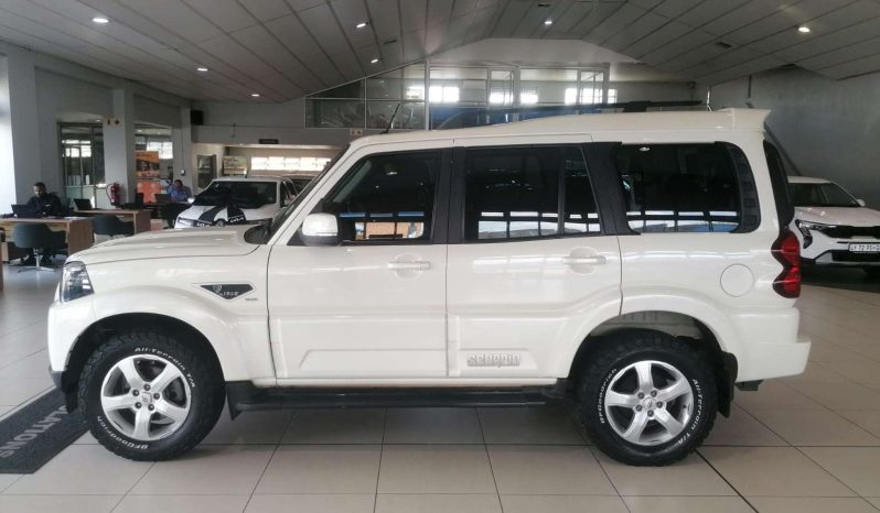 
								Mahindra Scorpio SCORPIO 2.2TD 103KW (S11) full									