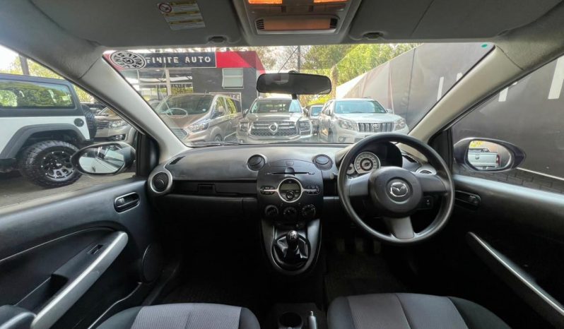 
								Mazda 2 1.3 Active full									