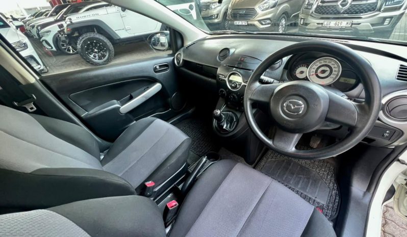 
								Mazda 2 1.3 Active full									
