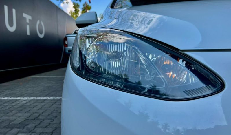 
								Mazda 2 1.3 Active full									