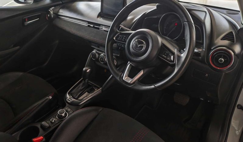 
								MAZDA 2 MAZDA2 1.5 INDIVIDUAL A/T 5Dr full									