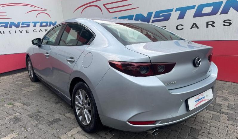 
								Mazda 3 1.5 Dynamic At 4-Door full									