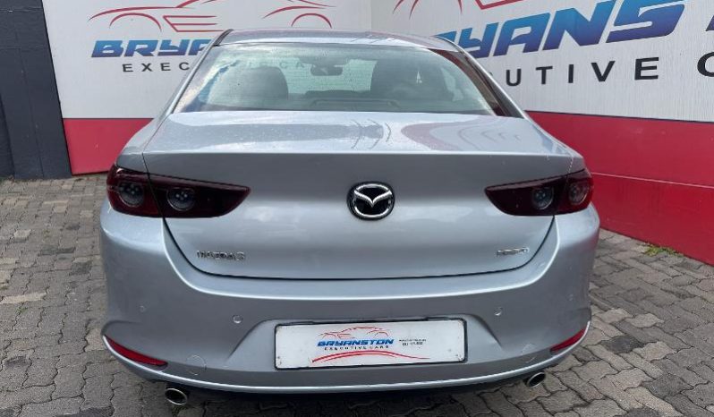 
								Mazda 3 1.5 Dynamic At 4-Door full									