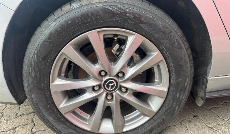 
								Mazda 3 1.5 Dynamic At 4-Door full									