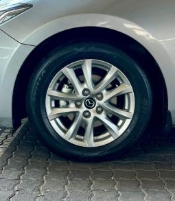 
										Mazda 3 1.6 Dynamic 5-Door full									
