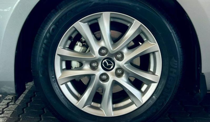
								Mazda 3 1.6 Dynamic 5-Door full									