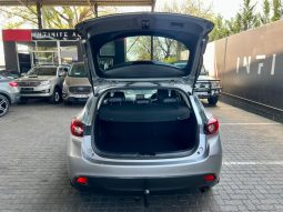 
										Mazda 3 1.6 Dynamic 5-Door full									