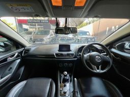 
										Mazda 3 1.6 Dynamic 5-Door full									