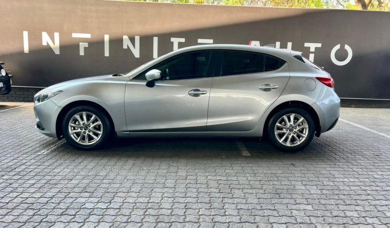 
								Mazda 3 1.6 Dynamic 5-Door full									