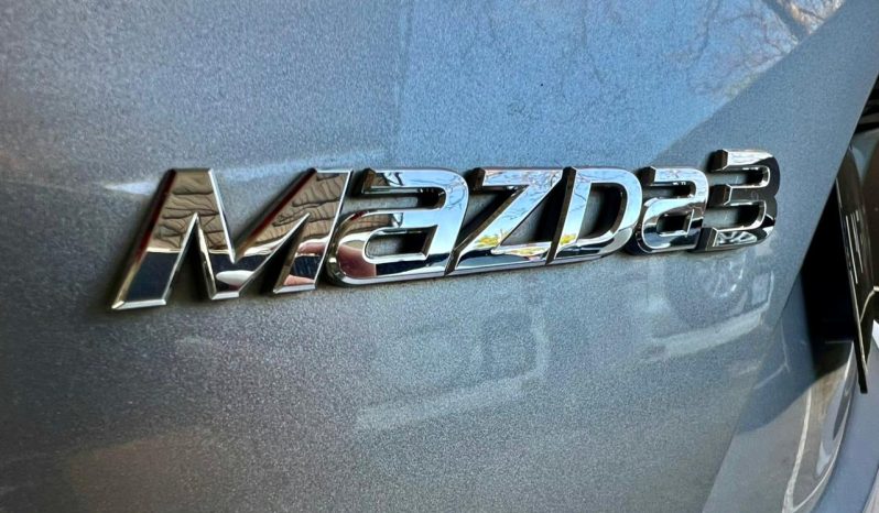 
								Mazda 3 1.6 Dynamic 5-Door full									